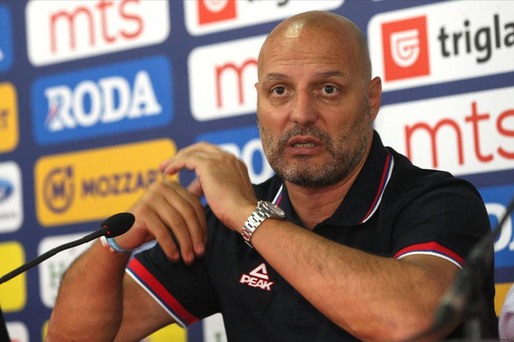 SALE ĐORĐEVIĆ OKAČIO FOTKU SA TITOM, ITALIJANI NISU OSTALI RAVNODUŠNI: Usledila je velika lančana reakcija!