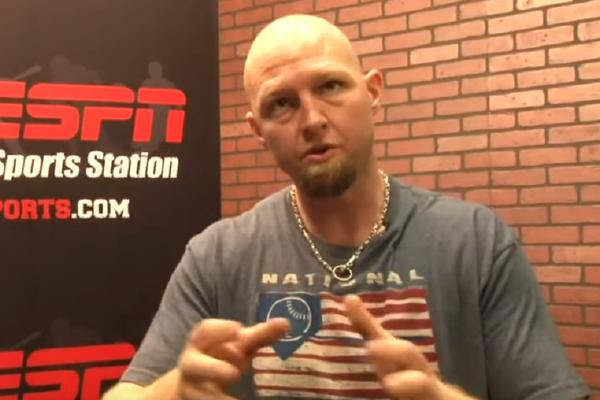 UMRO KRIS DANKAN: Cela Amerika se oprašta od sportske legende!