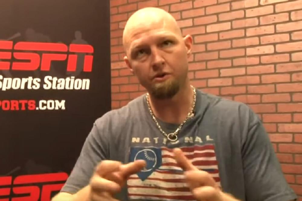 UMRO KRIS DANKAN: Cela Amerika se oprašta od sportske legende!