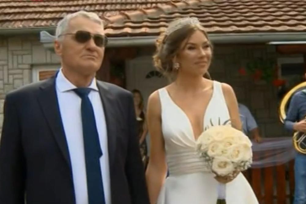 ŠOK NA SVADBI MILIJANE I MILOJKA! Pojavio se čovek sa kojim je Milijana zamalo završila u KREVETU!