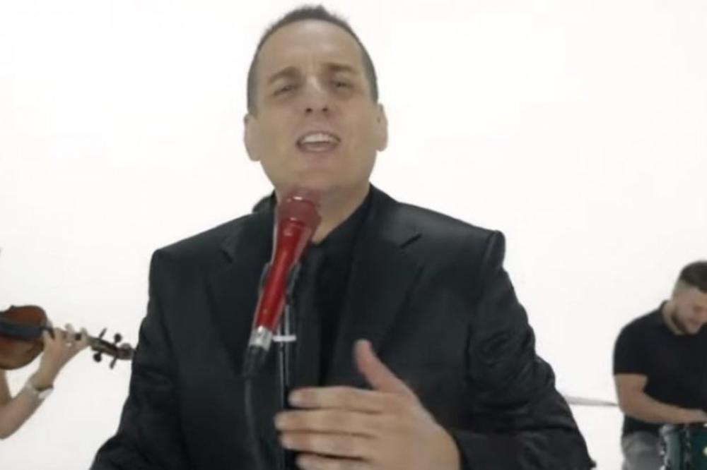 SRAMNO PONAŠANJE ČLANA AMADEUS BENDA! Okačio snimak odnosa sa KRMAČOM, narod ŠOKIRAN, napadi sa SVIH STRANA