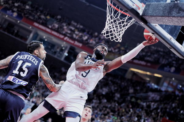 AMERI U ČETVRTFINALU, GRCI U PROBLEMU: Adetokunbo nije mogao sam! Francuzi posle drame poslali Litvaniju kući!