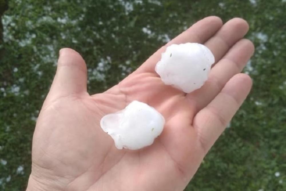 VELIKO NEVREME POGODILO HRVATSKU: Grad veličine oraha padao, ljudi se sklanjali!