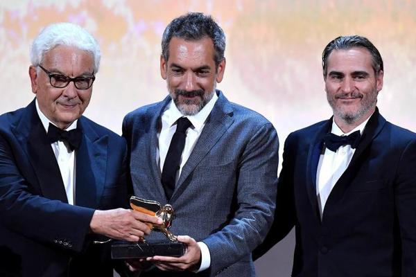 POTPUNO NEOČEKIVAN POBEDNIK FESTIVALA U VENECIJI! Ljubitelji BETMENA u TRANSU, filmski svet u ŠOKU!