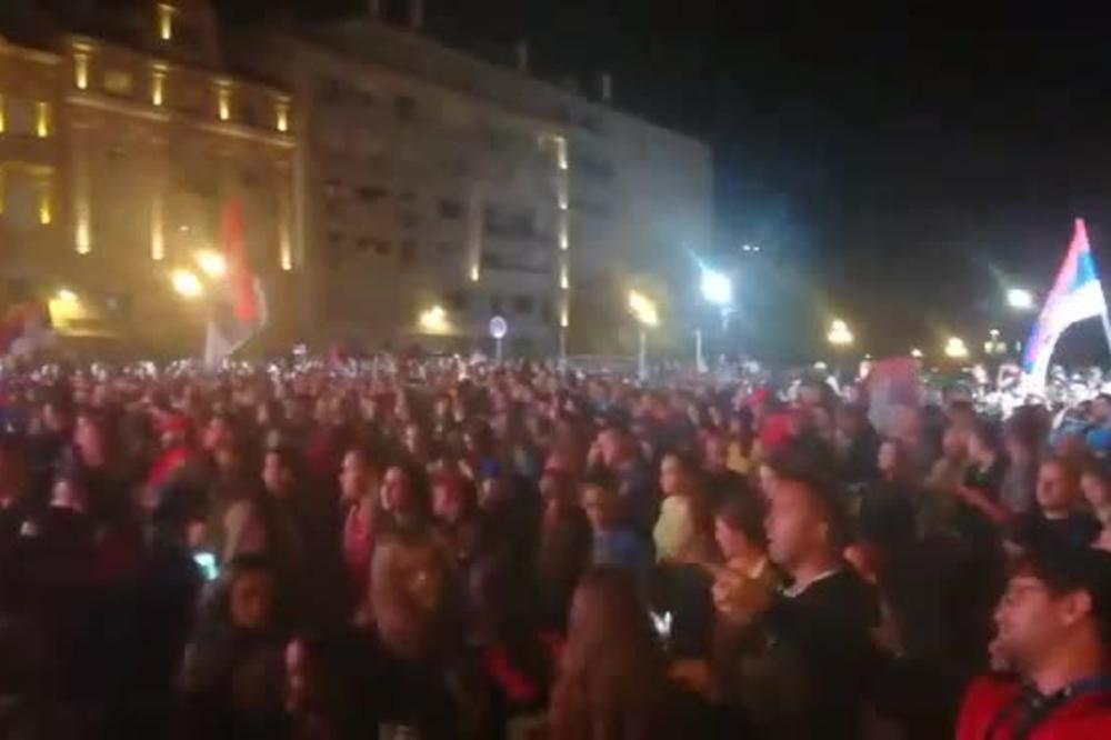 BEOGRADE, SRAMI SE! ZLATNE DEVOJKE NISU OVO ZASLUŽILE: Malo ljudi na dočeku naših odbojkašica!