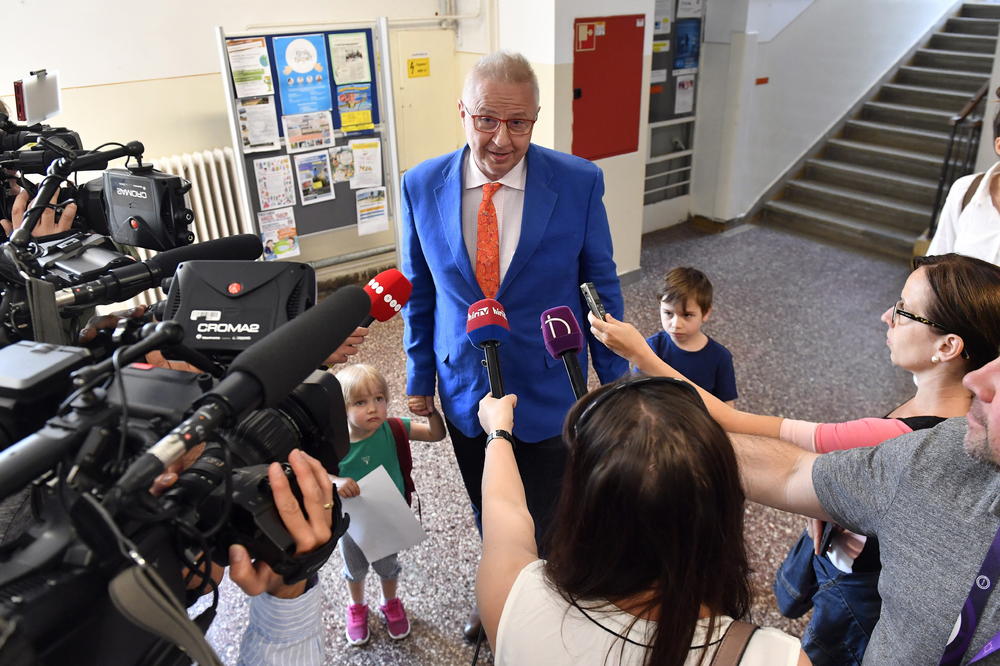 OVAJ MAĐAR ĆE ODLUČIVATI O SUDBINI SRBIJE? Upravo je predložen za funkciju koju je obavljao Johanes Han!