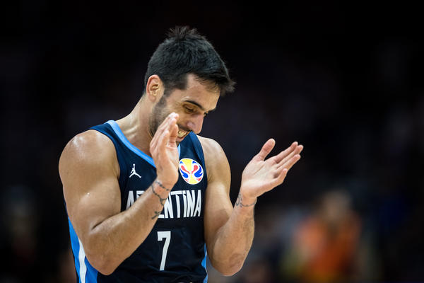 KAMPACO I SKOLA SU UNIŠTILI SRBIJU: Ovom utakmicom su ušli u istoriju Mundobasketa!