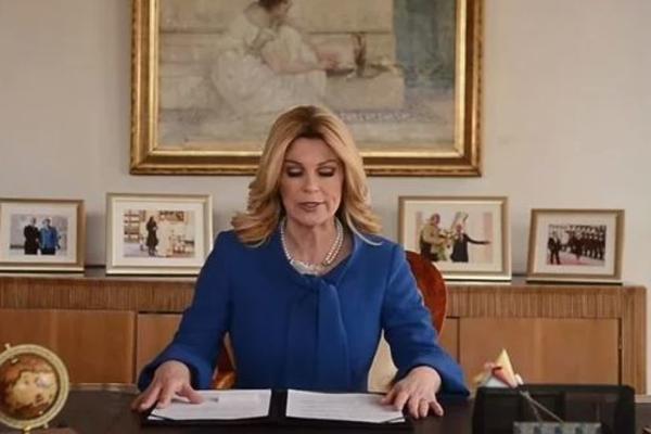 KOLINDA TVRDI DA JE PREDVIDELA 11. SEPTEMBAR: Bila je u bolnici a onda je opisala šta joj se desilo!
