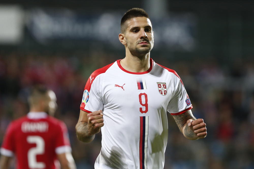 MITROGOL SIGURNIM KORAKOM KRČI PUT KA LEGENDI: Prestigao Bajevića, sledeća stanica Savo, a na kraju Stjepan Bobek!