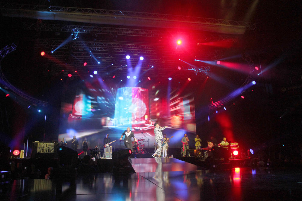 DINO MERLIN IZGUBIO JOŠ JEDNOG PRIJATELJA: Posle teške bolesti poznati GITARISTA je PREMINUO