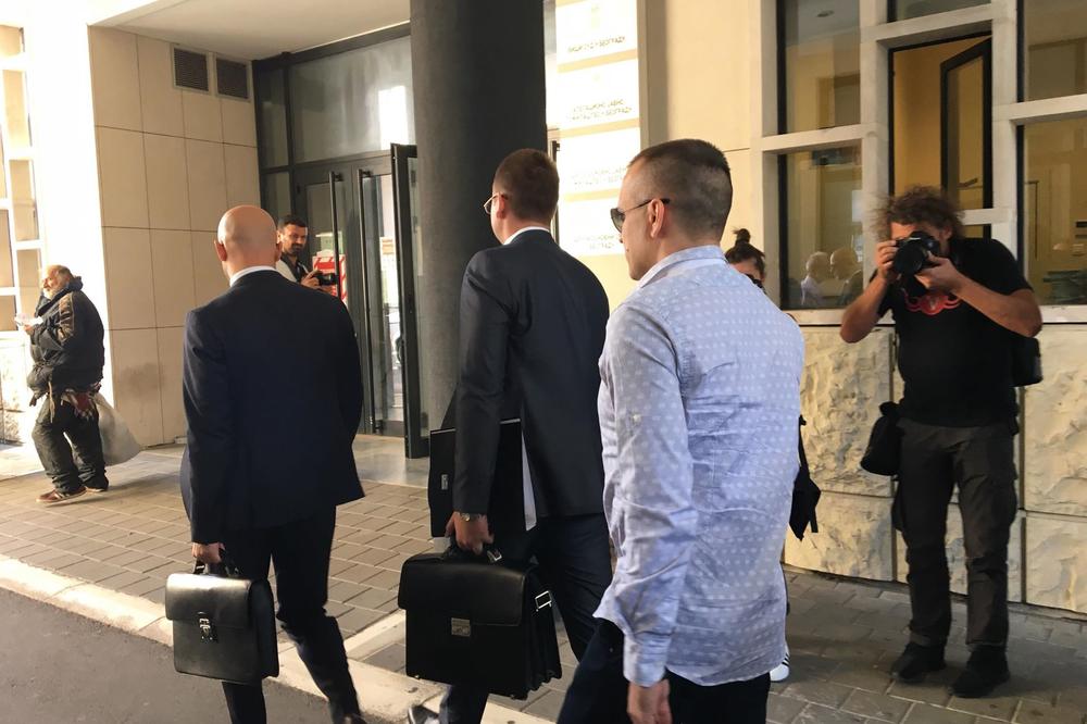 ZORAN JE KROZ ZUBE SAMO MRMLJAO OVE REČI! Suđenje mu počinje 5. novembra, ali on kaže da više nema SNAGE!