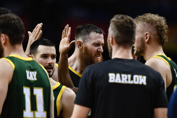 POZNATI SVI POLUFINALISTI MUNDOBASKETA: Australija slomila Češku za plasman među 4 najbolja!