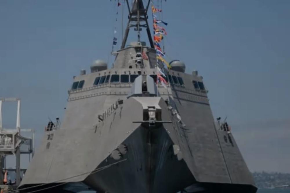 OPASNE STVARI: Američki razarač Džon Mekej plovio gde nije smeo, pa naišao na RUSKI RATNI BROD: Odmah se desilo OVO