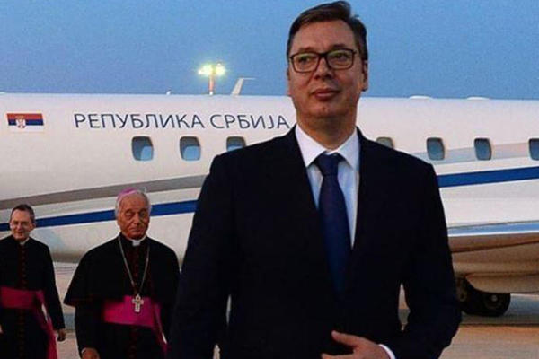 VUČIĆ STIGAO U ITALIJU, SUTRA SASTANAK SA PAPOM: Idem da se borim da ne priznaju Kosovo (FOTO)