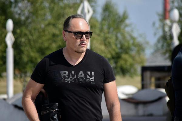 "NIJE HTELA NI DA KUVA!" KNEZ PROGOVORIO O PRVOJ ŽENI: Razvod je bio JEDINO REŠENJE