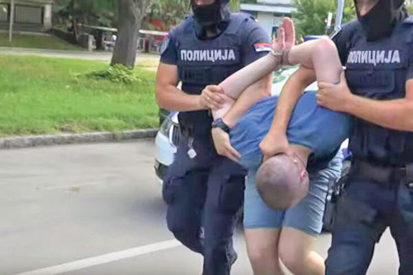 PRALI SU NOVAC GODINAMA! Pale kriminalne grupe širom Srbije, uhapšeno 11 ljudi zbog milionskih pronevera