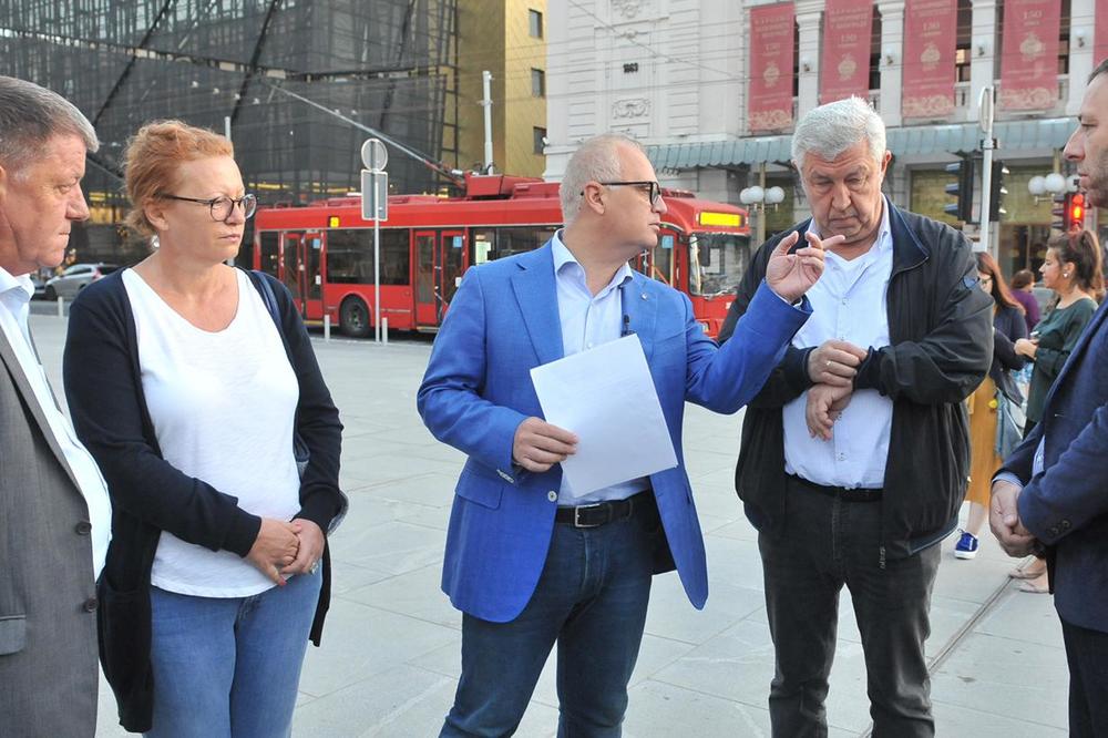 POSLE VESIĆEVE INSPEKCIJE NA TRGU REPUBLIKE, ŠTRABAG OBEĆAO: Poravnaćemo u roku kolovoz da svi mogu da ga koriste!