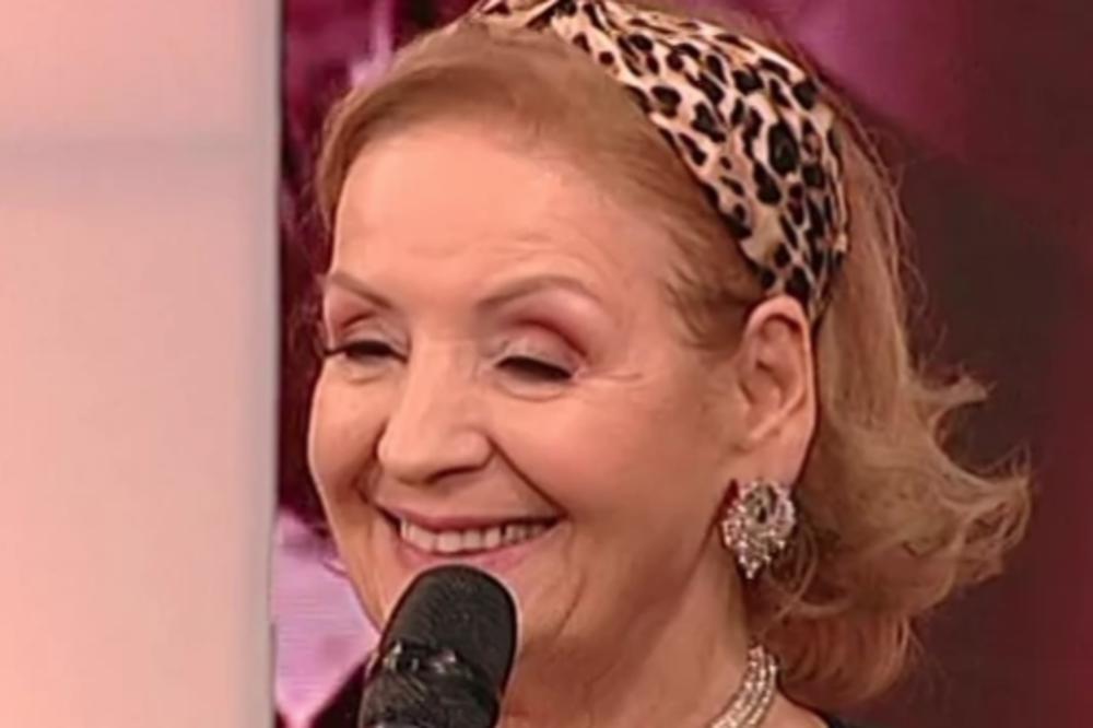 LEPA LUKIĆ IZNENADILA SVE SLIKOM IZ MLADOSTI! Bujna kosa i KRATKA suknja, MAMILA JE UZDAHE MNOGIH! (FOTO)