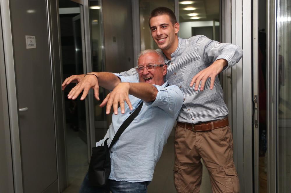 ERA ŽENI UNUKA U PAROVIMA?! Već imaju i KUMU! Ojdanić dovodi CELU ESTRADU na SVADBU!