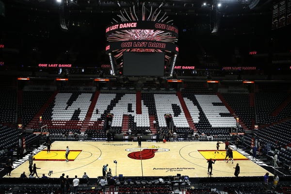 PRELUDA VEST STIŽE IZ SAD: Hala bivšeg NBA šampiona dobija ime po industriji filmova za odrasle?