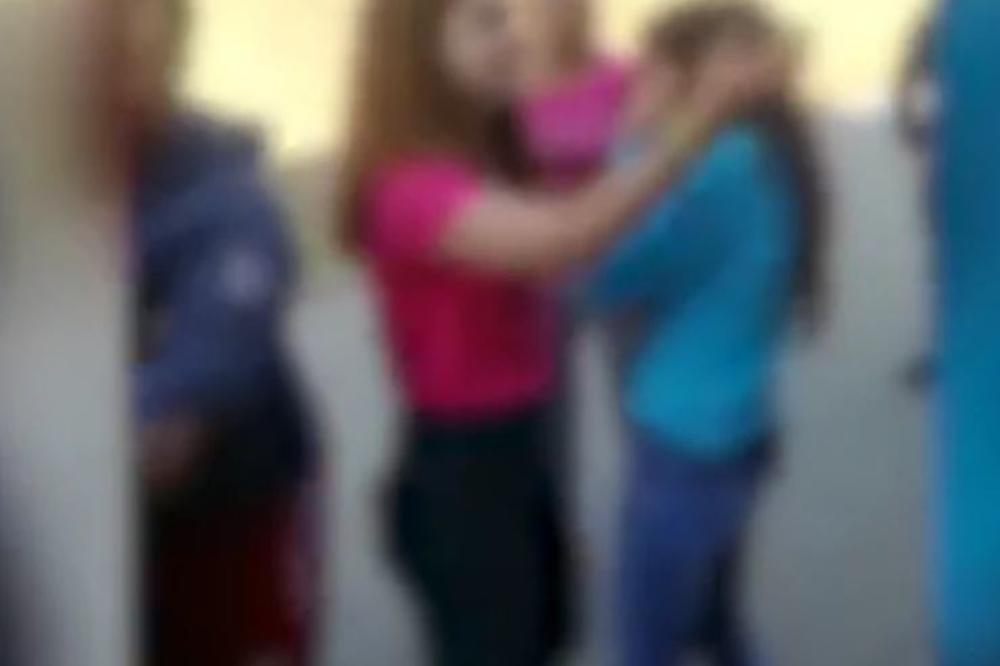 DIREKTOROVA REAKCIJA VIŠE NEGO SRAMNA: Obrt u slučaju devojčice koja je šamarala drugaricu!