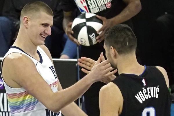 ZVEZDI STIGLA SPECIJALNA ČESTITKA! Nikola oduševio crveno-bele! (FOTO)