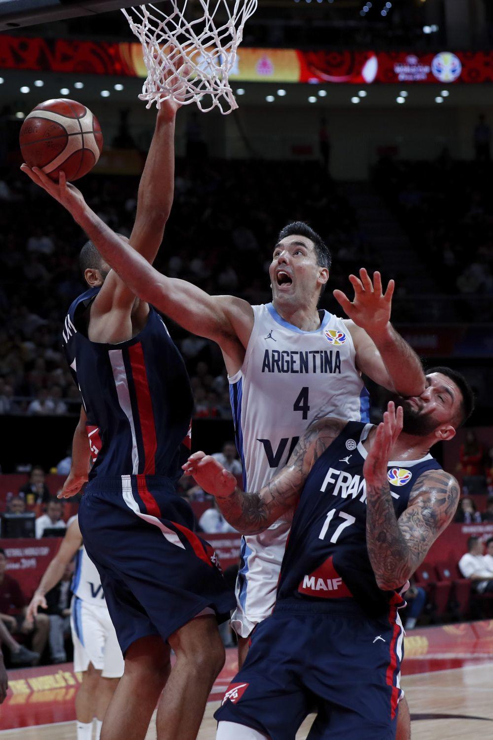 Legendarni Luis Skola igra kao u najboljim danima karijere