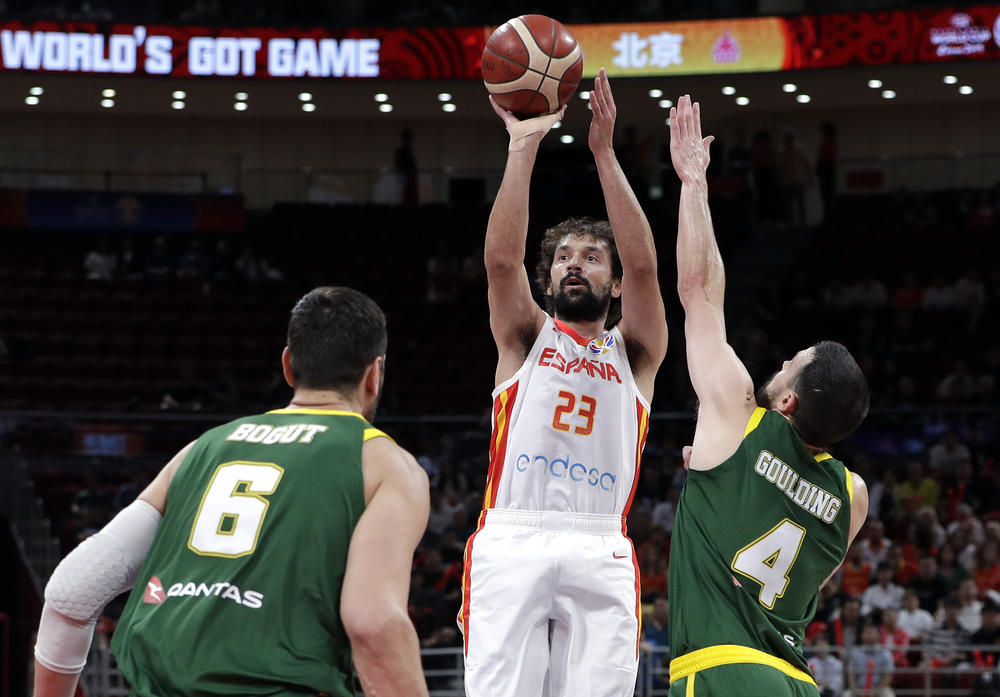 Serhio Ljulj je sa dve trojke u drugom produžetku presudio Australijancima