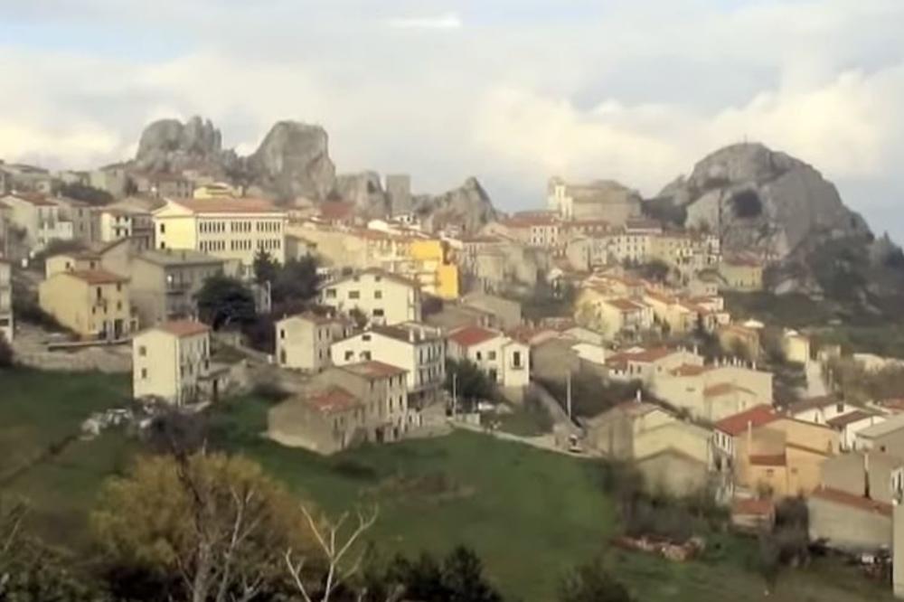 AKO DOĐEŠ U ITALIJU DOBIJEŠ 27.000 DOLARA! Svako ko se doseli u OVAJ GRAD dobija 770 dolara MESEČNO