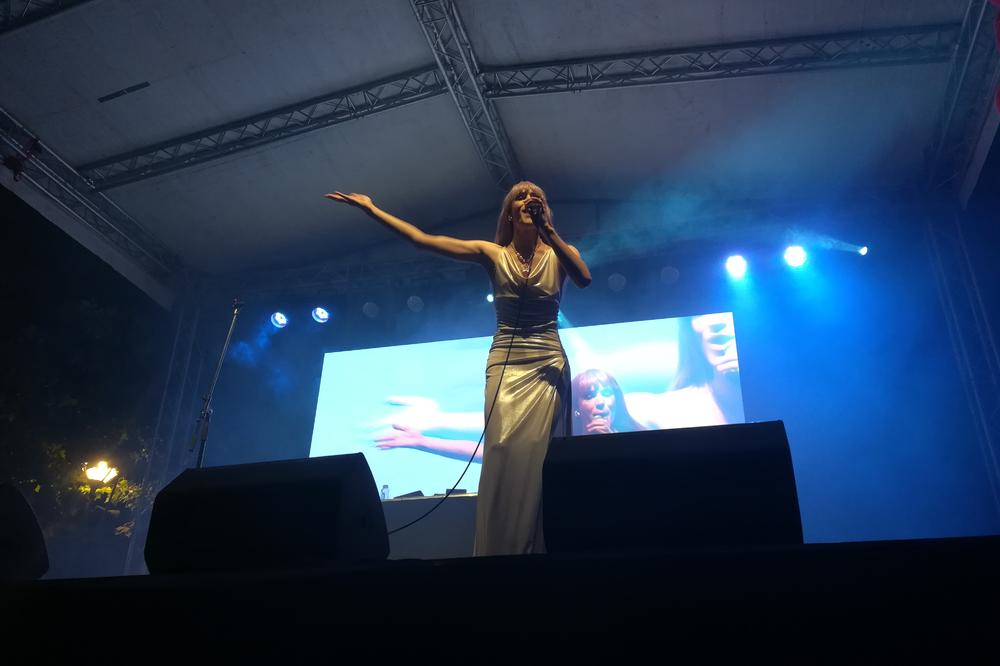 OVA TRANSICA JE NAJVEĆI HIT PRAJDA: A njeno IME se mnogima NEĆE SVIDETI! (VIDEO)