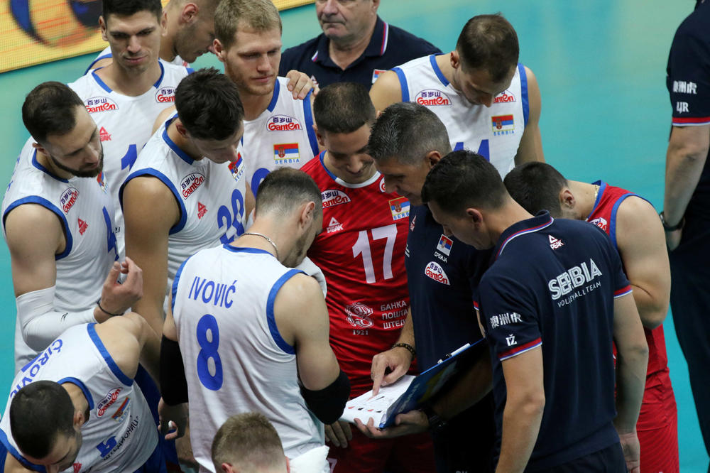SRBIJA DOBILA RIVALA U OSMINI FINALA: Ništa od bratskog okršaja, Crnogorci pobedili i ipak ispali sa EP!