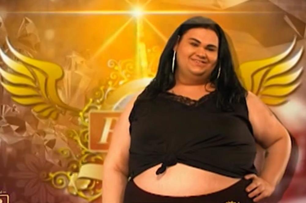 TRANSVESTIT KIKI IZ PAROVA PRIZNAO DA JE U VEZI SA ALBANSKIM POLITIČAREM: Oženjen je i ima dete!