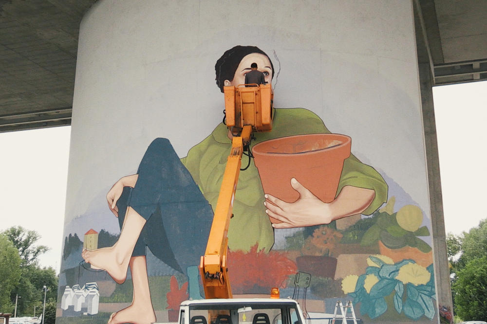 BEOGRADSKI UMETNIK INSPIRISAN AKCIJOM „ZASADI DRVO“: Pogledajte nov Artezov mural koji je oslikao u Beogradu