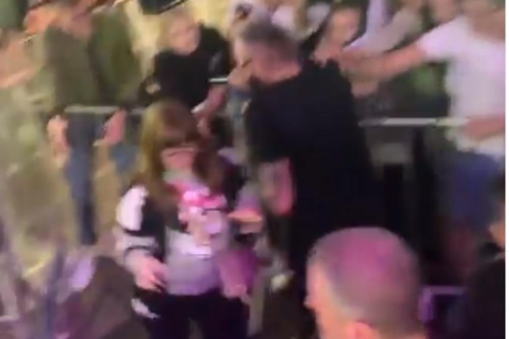 JALA BRAT GURNUO ŽENU NA KONCERTU U HRVATSKOJ! Dok su ostale VRIŠTALE I CIČALE za REPERIMA, ONI URADILI OVO