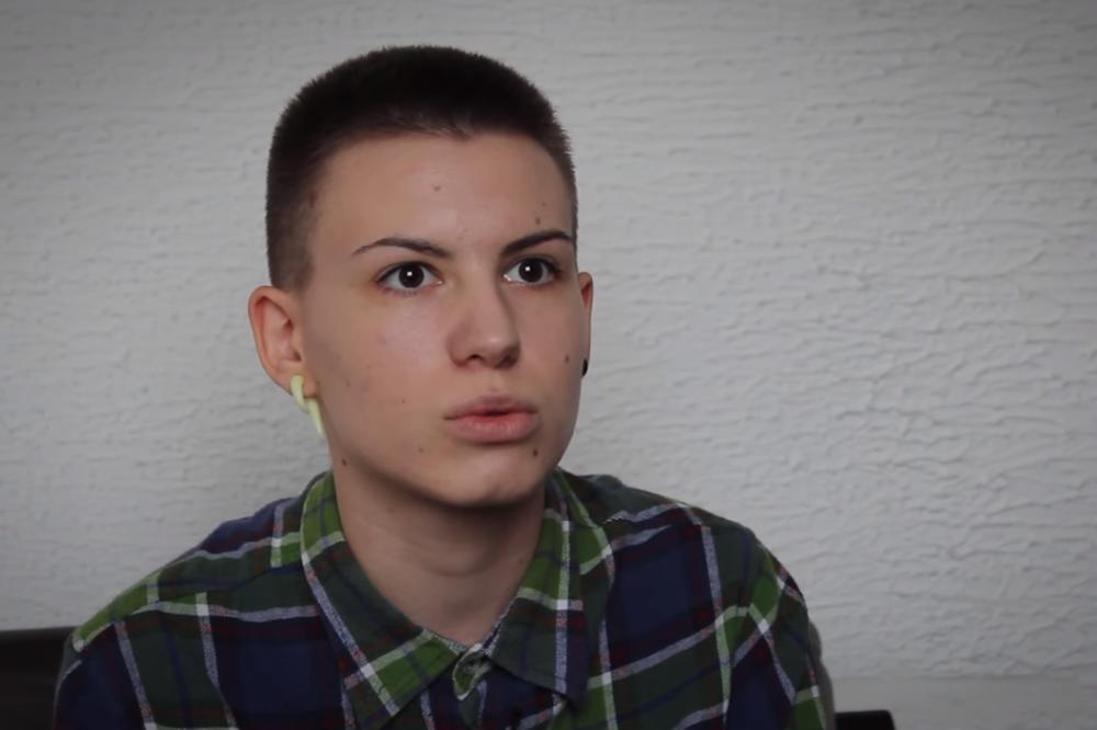 SILOVANA SAM SA 13 GODINA JER SAM VOLELA DEVOJKU: Potresna ispovest Kristine koja je LGBT morate DANAS da pročitate