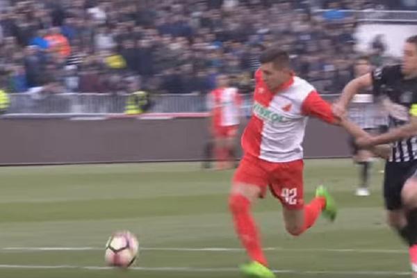 BRUTALAN ODGOVOR DELIJA GROBARIMA ZA PENAL PROTIV INĐIJE: Internetom kruži snimak Partizanovih spornih situacija!