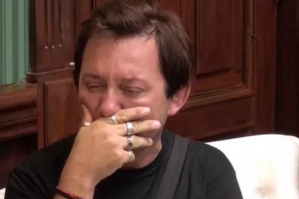 MENADŽER OTKRIVA KAKO JE ZOKI ŠUMADINAC KRAO PARE OBOLELIMA: Obuče ih u mantiju i uzme 100 evra za 15 MINUTA