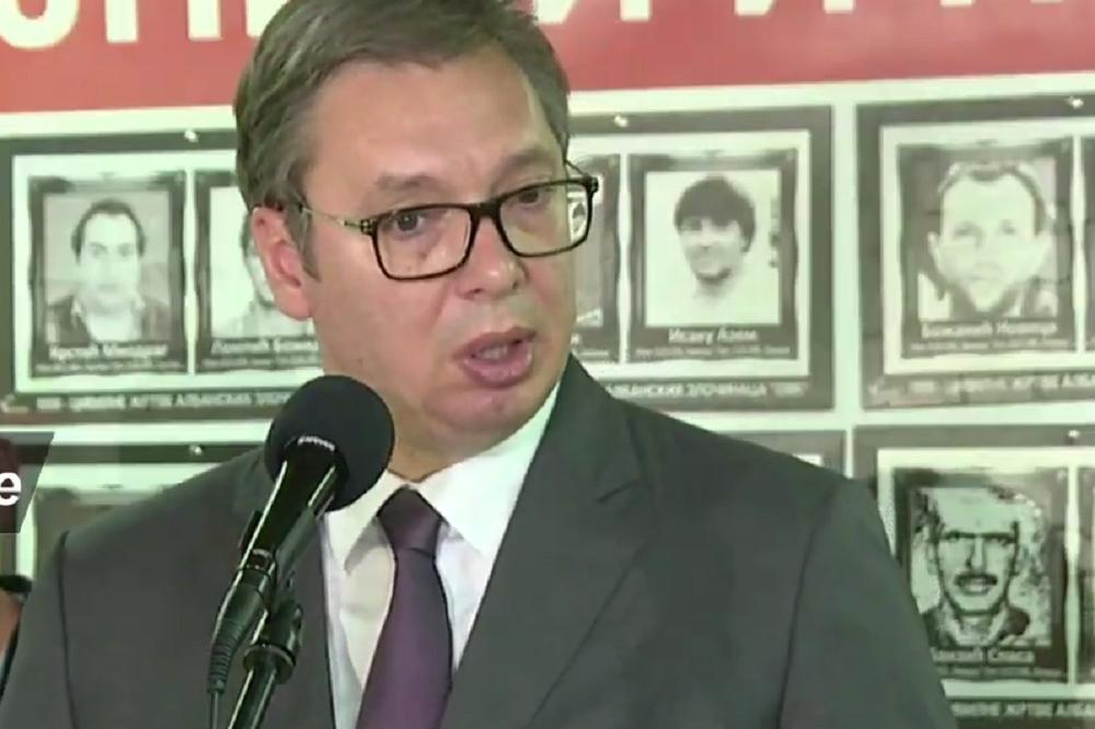 KAKO TO MAJSTORE ULAZIŠ U KRATKIM GAĆAMA? Pročitajte šta je VUČIĆ rekao o dolasku Boška Obradovića u REKTORAT