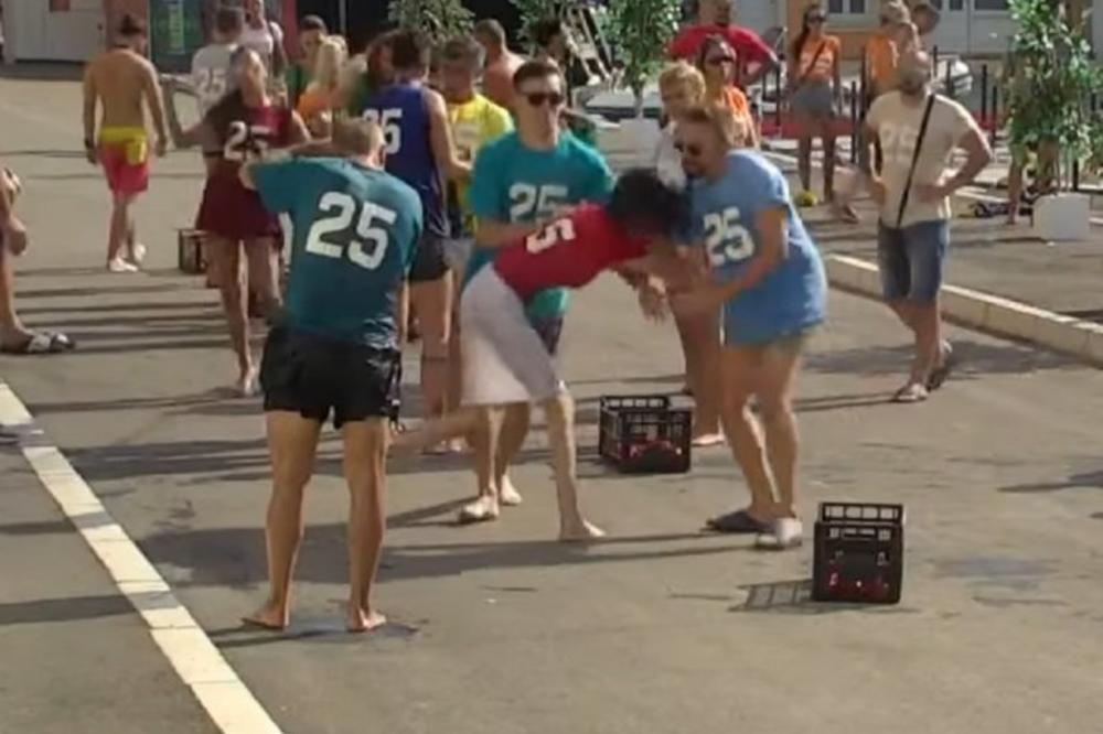 ŽESTOKA TUČA TARE I VLADIMIRA: Pobili se KAO ZVERI! Zadrugari MORALI da prekinu igu! (VIDEO)