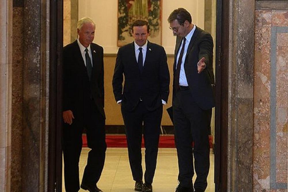 VUČIĆ JE LJUT KAO OSICA! Američki SENATOR pisao o sastanku s predsednikom Srbije. Pročitajte šta misli o njemu