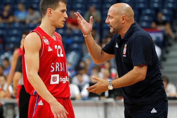 NEMANJA NEDOVIĆ DOBIJA OTKAZ! Da li je ovo šansa za Zvezdu?