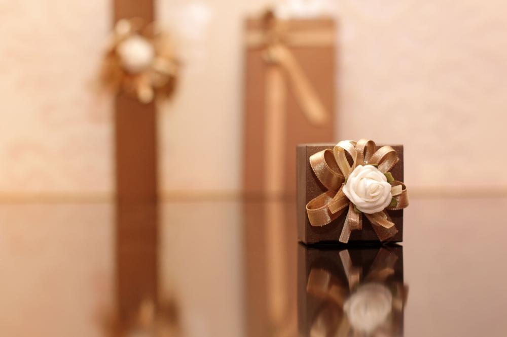 ŠTA POKLON KOJI STE DOBILI OD PARTNERA GOVORI O NJEGOVIM OSEĆANJIMA? Odgovor će vas IZNENADITI!