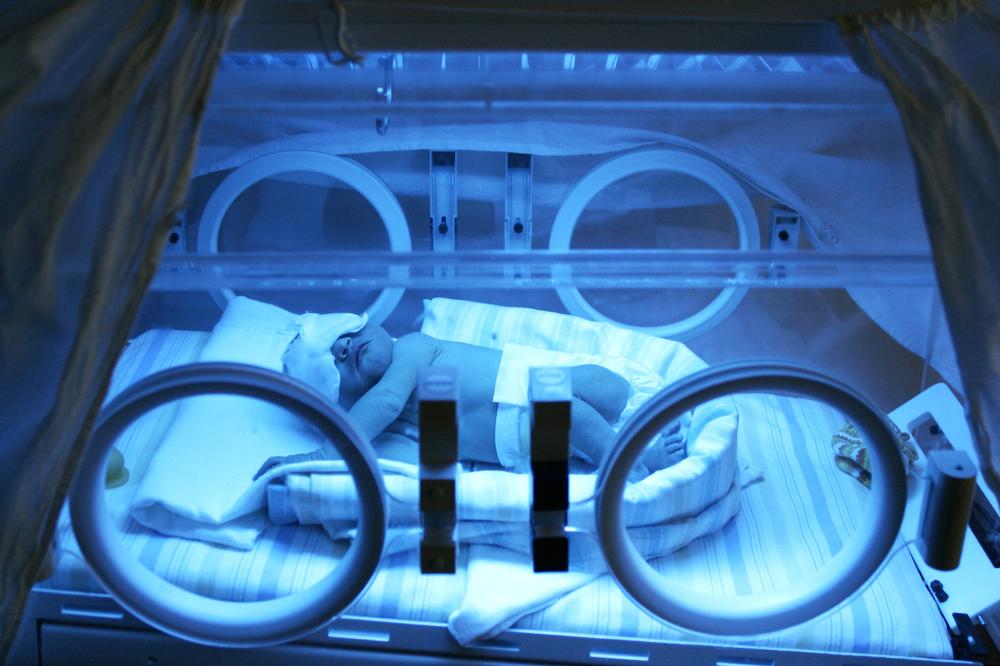 OKO 4.500 BEBA GODIŠNJE SE RODI PRE VREMENA U SRBIJI: Doktorka otkrila simptome koji ukazuju na POROĐAJ PRE TERMINA