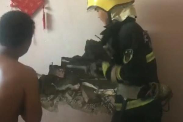 ČULI SU KRIKE IZ ZIDOVA, PA SHVATILI DA JE NEKO UNUTRA! Bili su zaprepašćeni kad su videli ko je to (VIDEO)