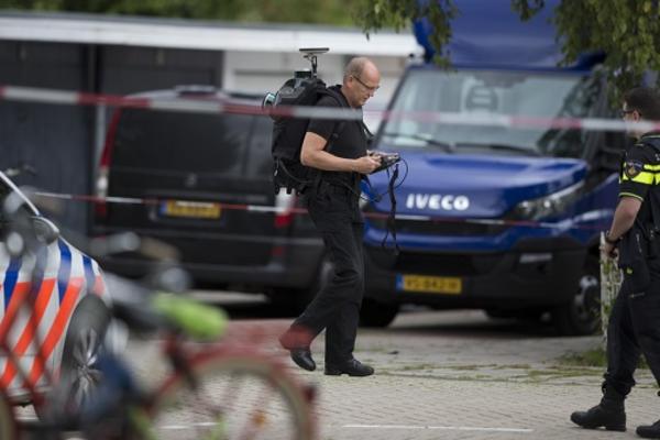 UBIJEN HOLANDSKI FUDBALER KOJI JE IGRAO U ENGLESKOJ: Upucali ga u centru Amsterdama!