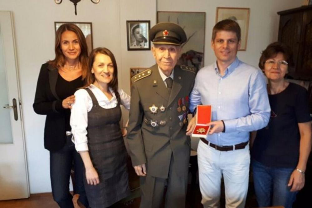 ARNO GUJON DOBIO ORDEN! Upoznao je srpskog narodnog heroja (94), OVO ĆE MU PROMENITI ŽIVOT