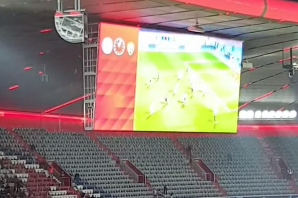 NEMAČKA PROVOKACIJA NA ALIJANC ARENI POSLE MEČA: Ono što je pušteno na video bimu, Delijama se nikako nije dopalo!