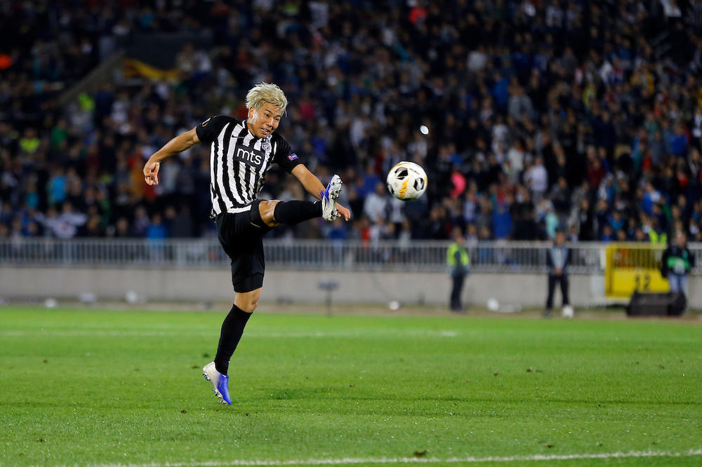 Asano poslao poruku Kljajiću čim je potpisao za klub iz Japana!