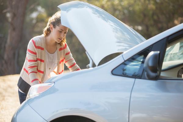AKO KUPUJETE KOLA, MORATE ZNATI OVE STVARI DA VAM NE PODVALE: Prljavi trikovi pri prodavanju automobila