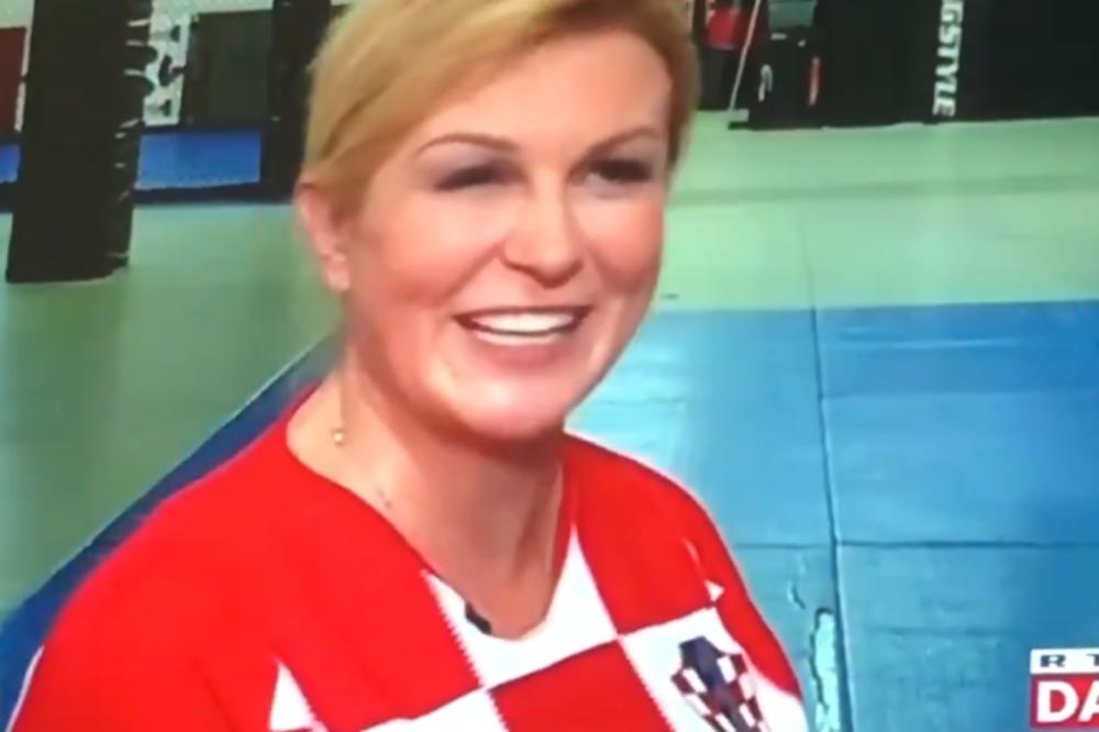 KOLINDA OTIŠLA S BOKSEROM U SVLAČIONICU! Zatvorili se u sobu, kad su izašli njena majica je svima bila sumnjiva!